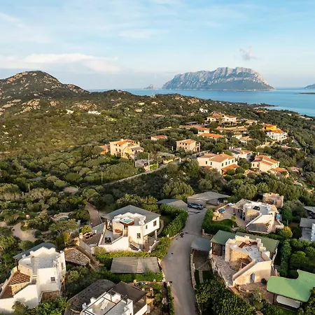 Aurazure By Klodge Villa *