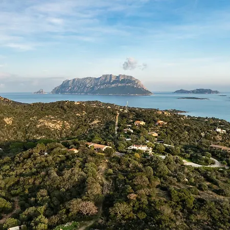 Aurazure By Klodge Villa Olbia