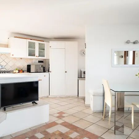 Aurazure By Klodge Villa