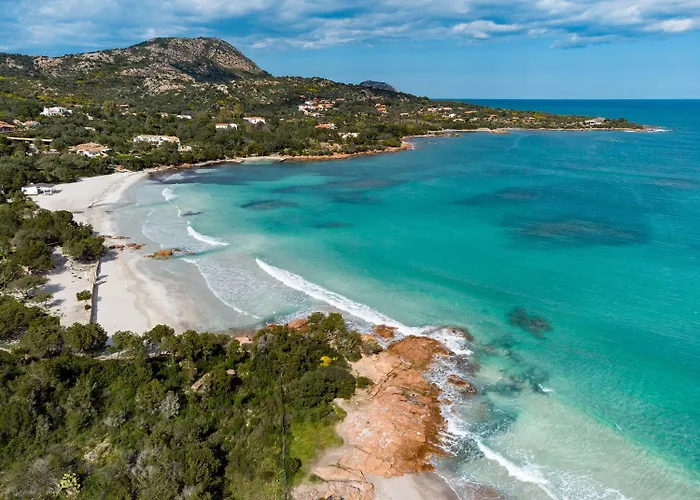 Aurazure By Klodge Willa Olbia