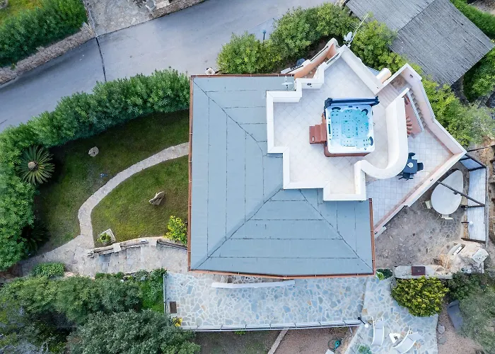 Willa Aurazure By Klodge Olbia