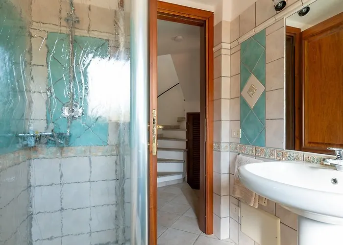 Aurazure By Klodge Willa