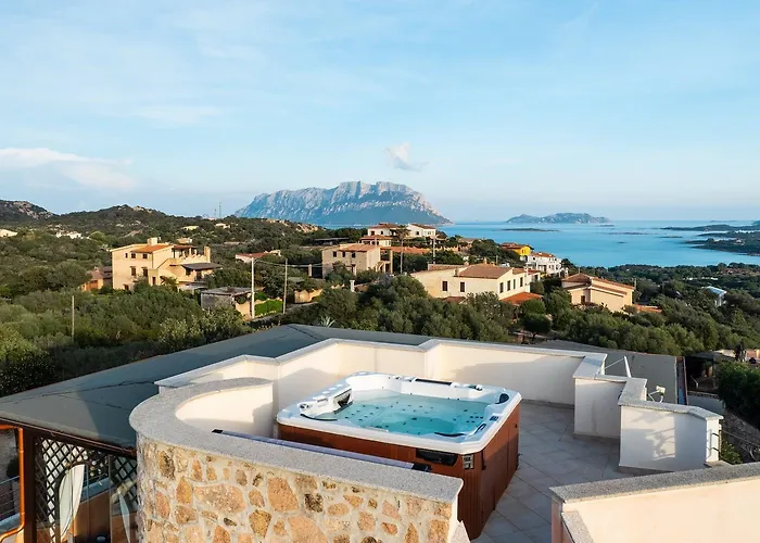 Willa Aurazure By Klodge Olbia